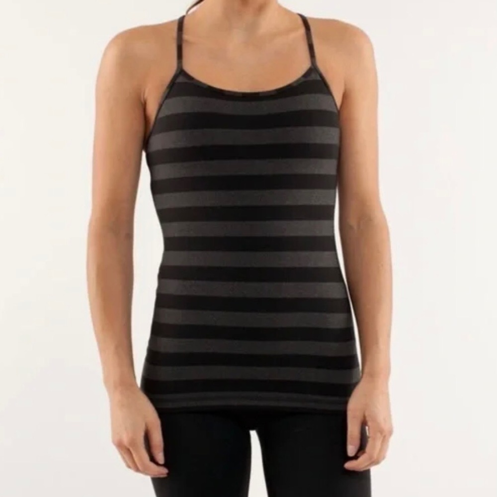 Lululemon Power Y Tank with built in shelf bra